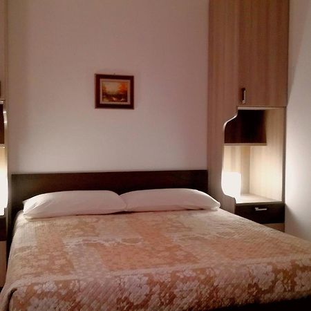 Aparthotel Eremo Del Dotto Alberobello Zimmer foto